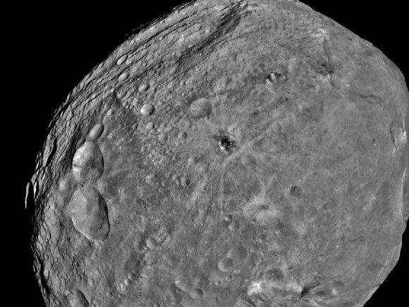 Striking New Images of the Asteriod Vesta