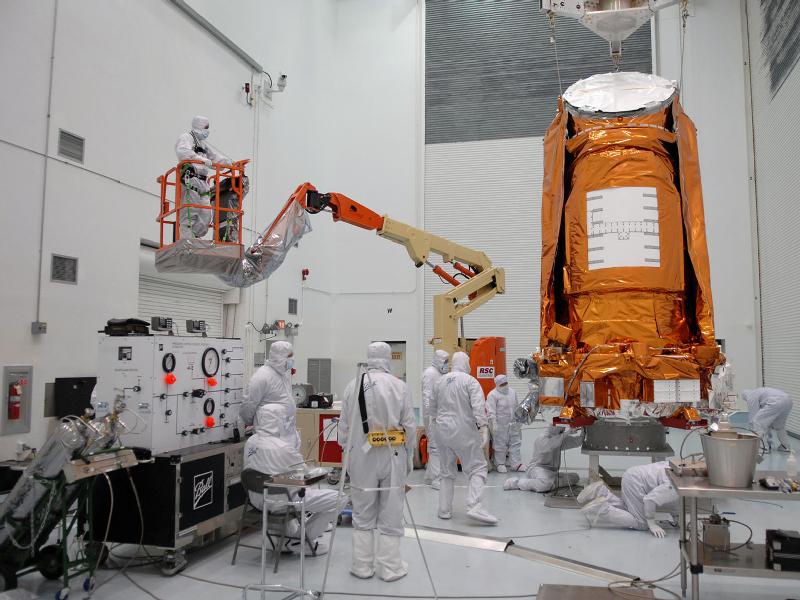 NASA's Kepler Telescope Jettisons Dust Cover, Sees First Light