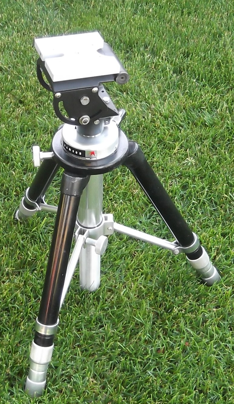 Samson Quick Set tripod with head fitted for bino mt Astromart