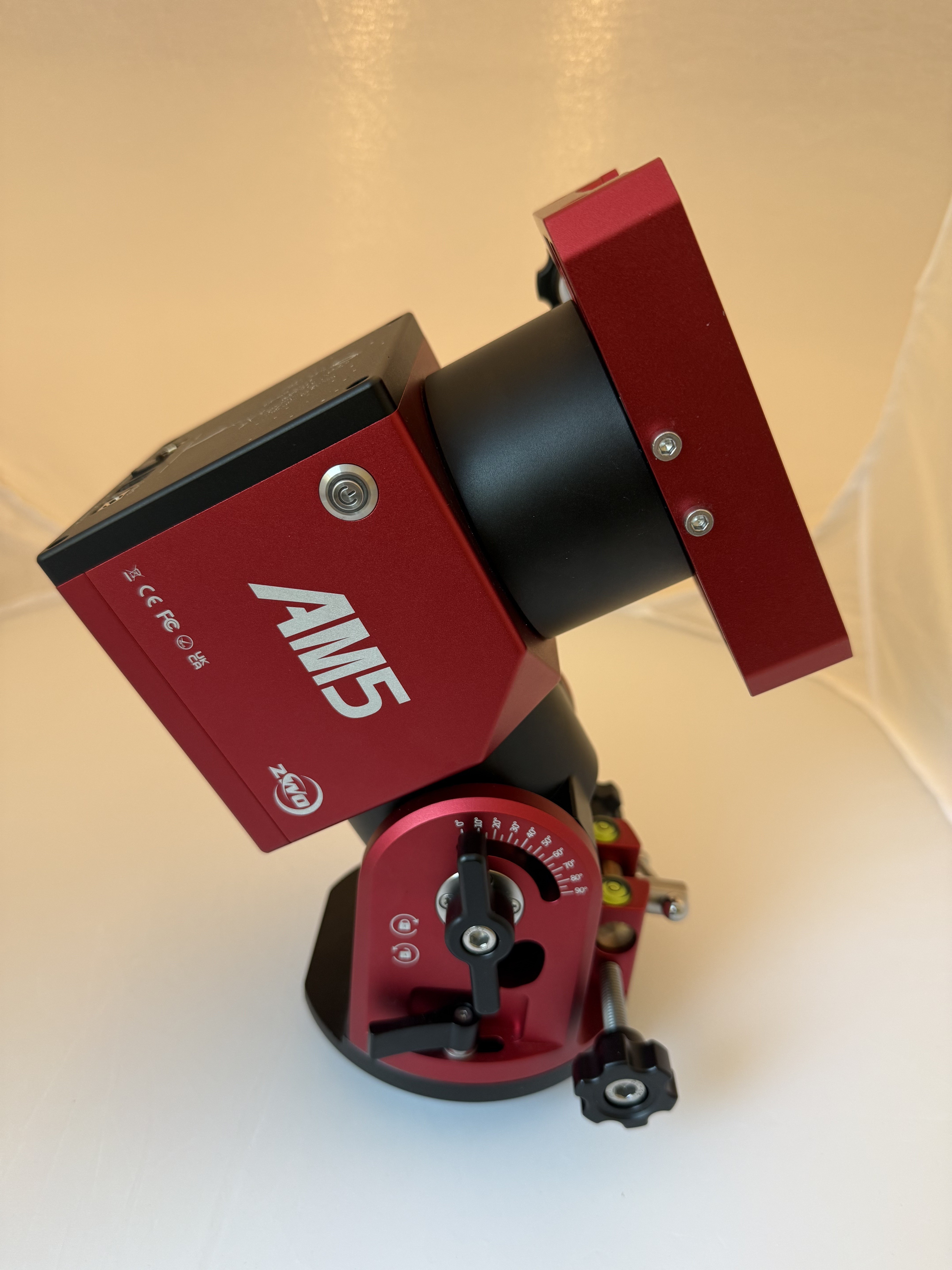 Trypod Hand ZWO AM5 Harmonic Drive Mount with Tripod, Pier Extension ...