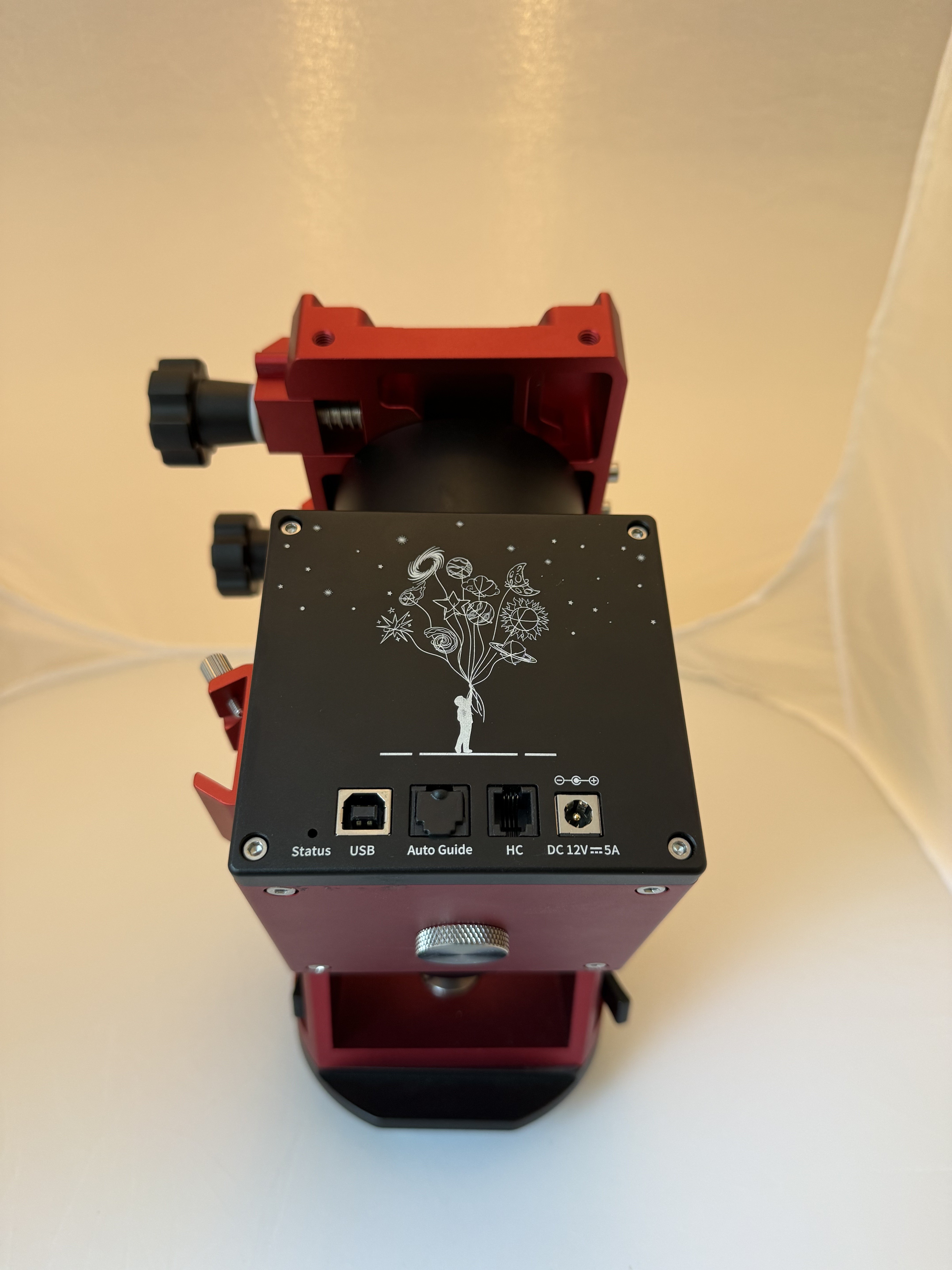 Trypod Hand ZWO AM5 Harmonic Drive Mount with Tripod, Pier Extension ...