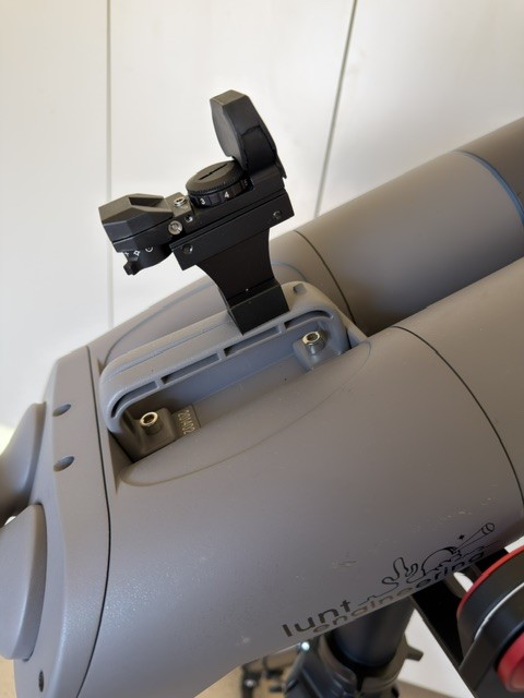 Lunt 45 degree 100mm ED Binoculars, Oberwerk Mount