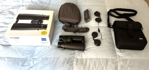Zeiss Victory SF 10x42 T* LNIB