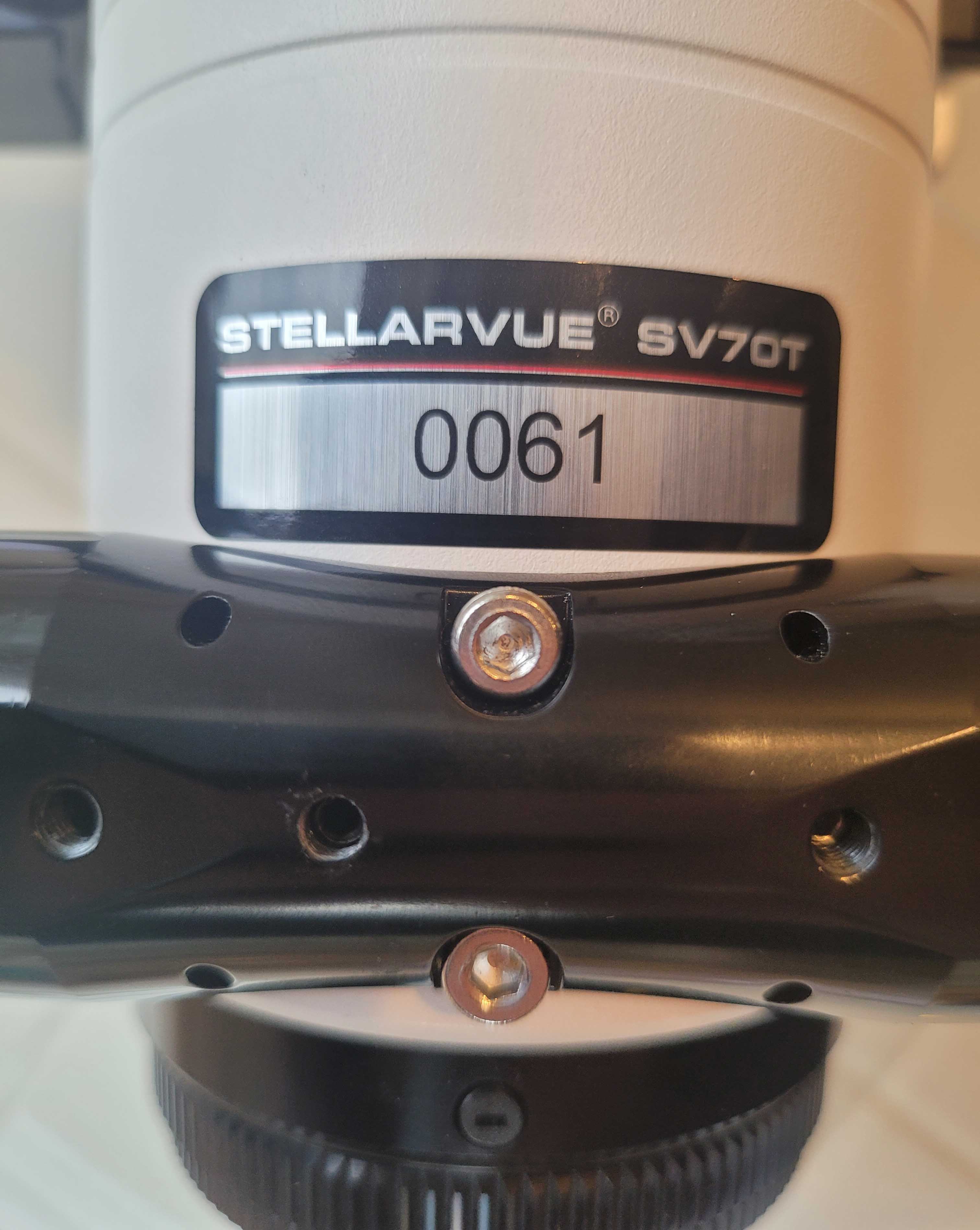 Stellarvue SV70T with .8 reducer/corrector and soft case Astromart
