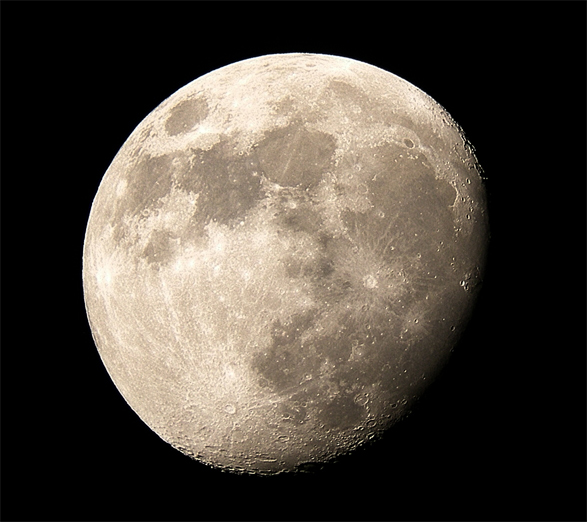 Moon w/ WO Megrez 80 apo