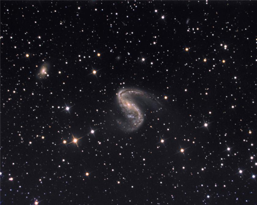 NGC 2442