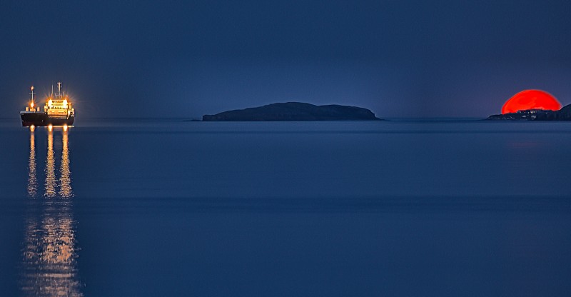 Blood moon rise over Larne, N.I.