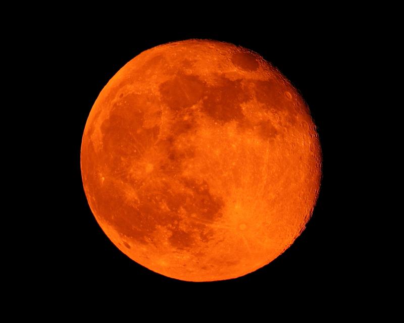 Smoke-filled-Moon