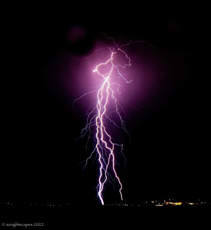 Lightning in the desert image