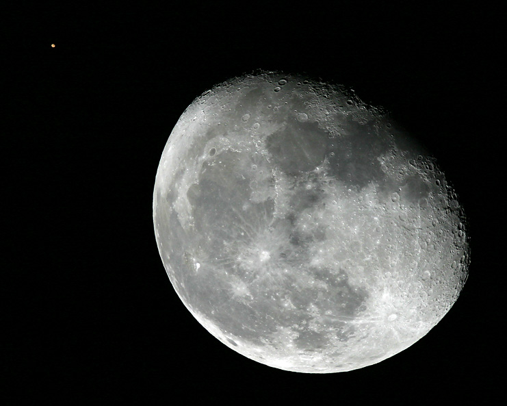 Moon and Mars over Middleton