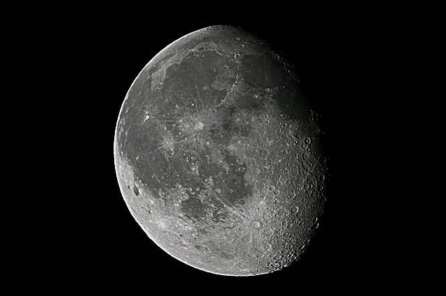 3/4 Moon