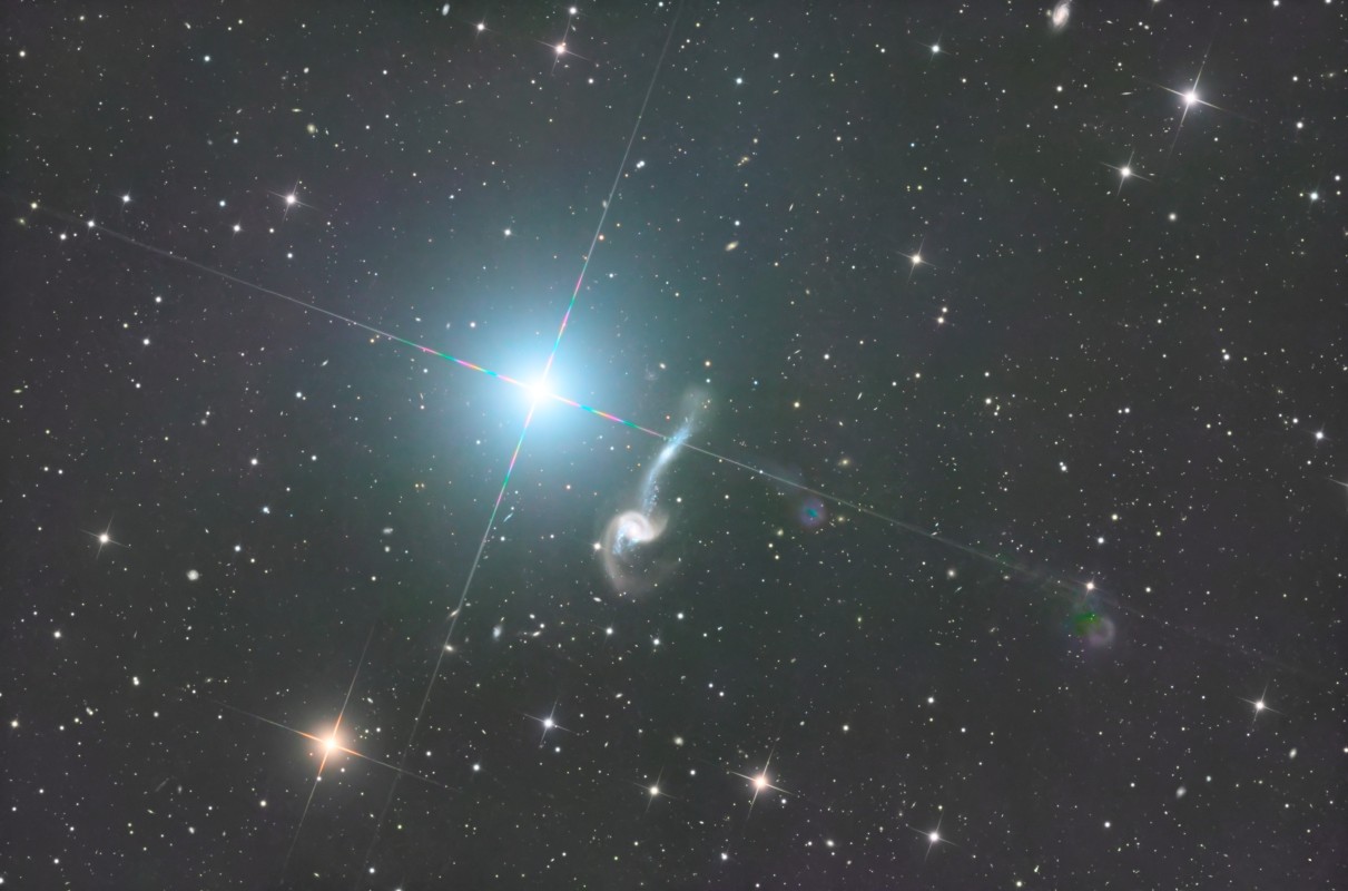 Galaxy dance, NGC 7715 image