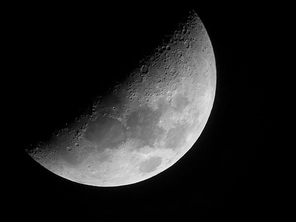 Moon 09-10-05