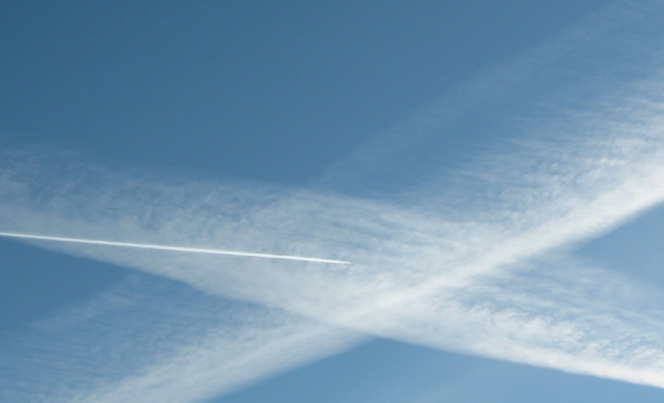Happy Contrails to You!