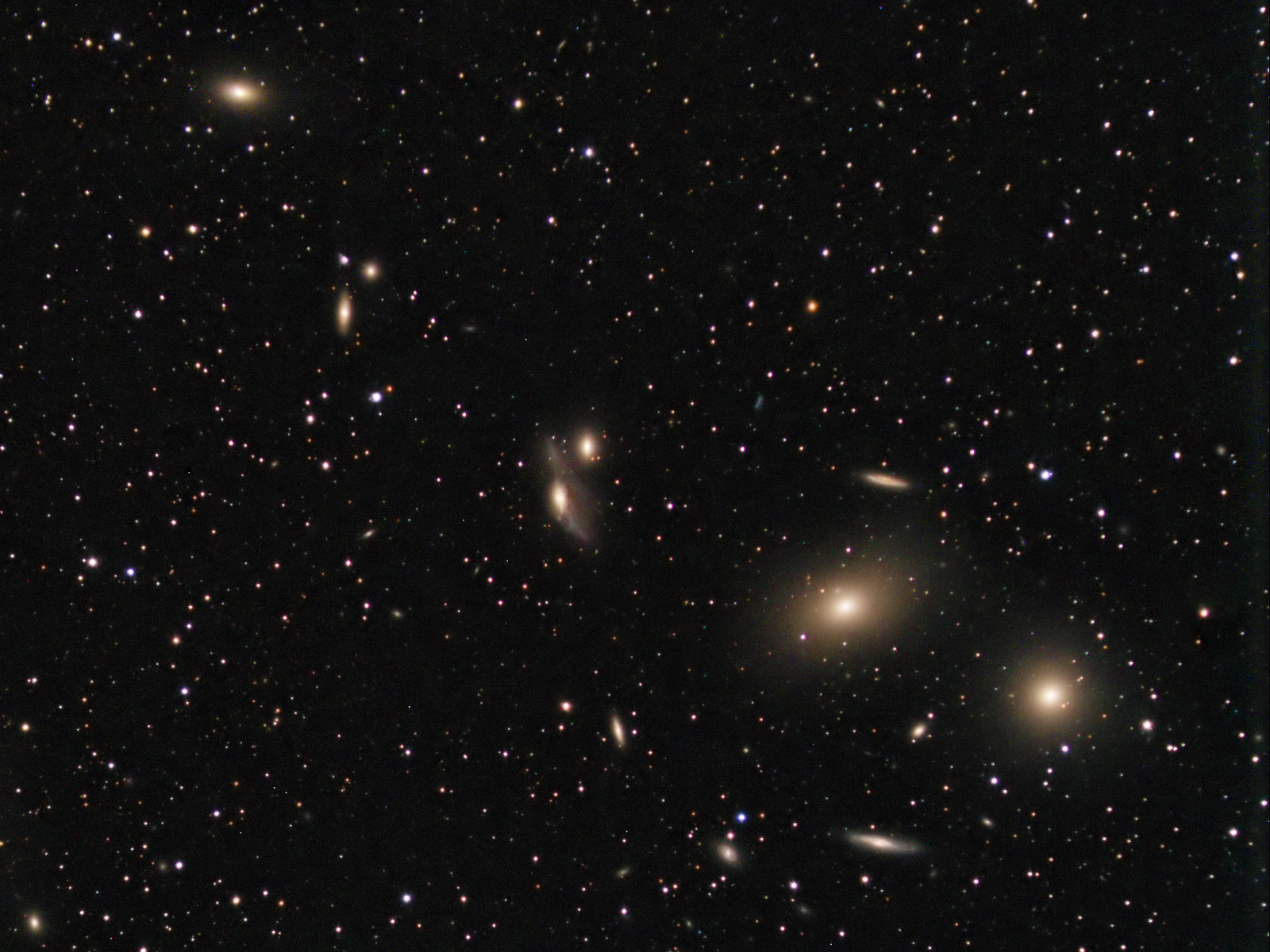 NGC4435-38, The Eyes